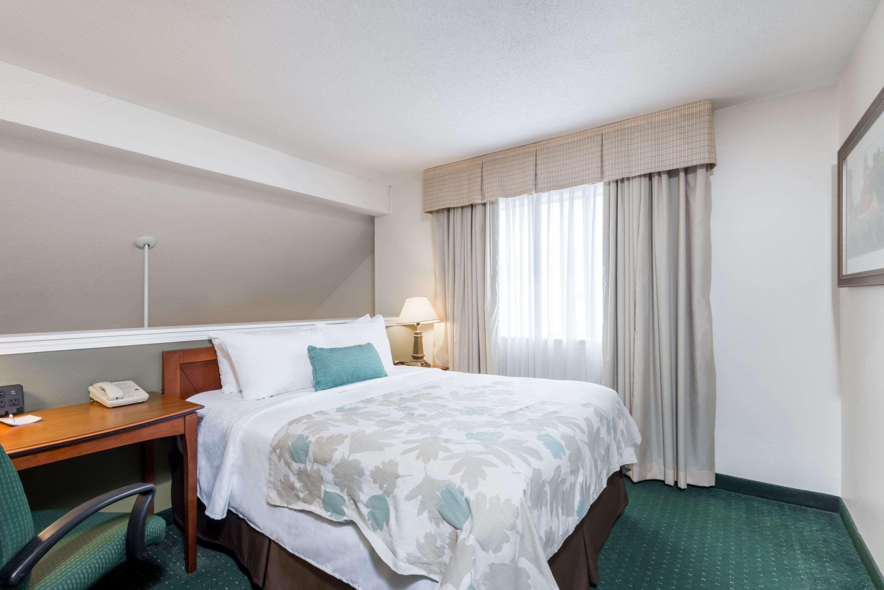 Best Western Fishkill Inn&Suites Exterior foto