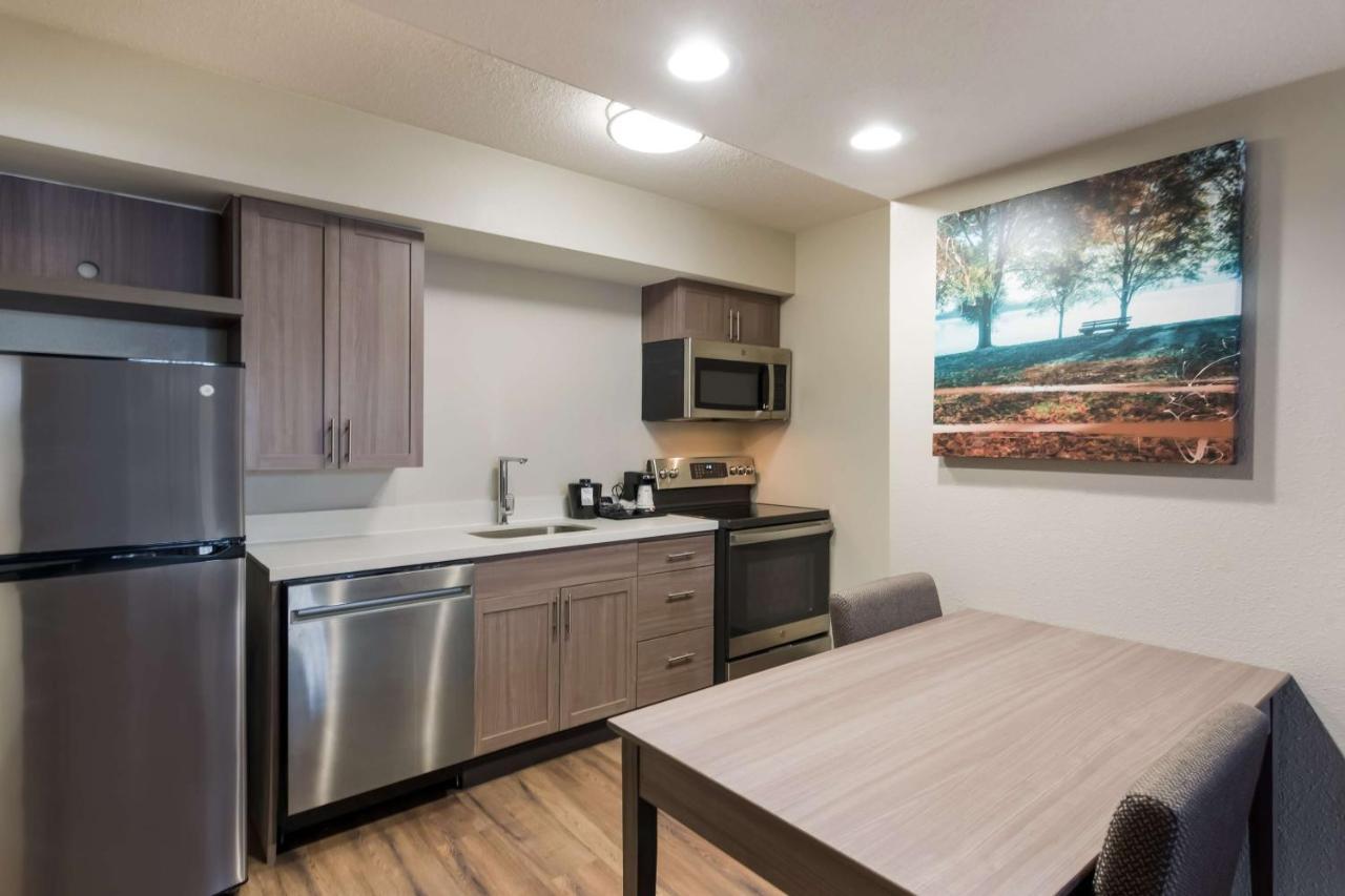 Best Western Fishkill Inn&Suites Exterior foto