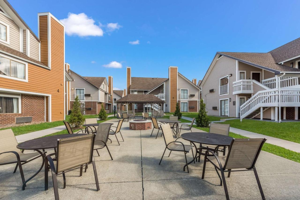 Best Western Fishkill Inn&Suites Exterior foto