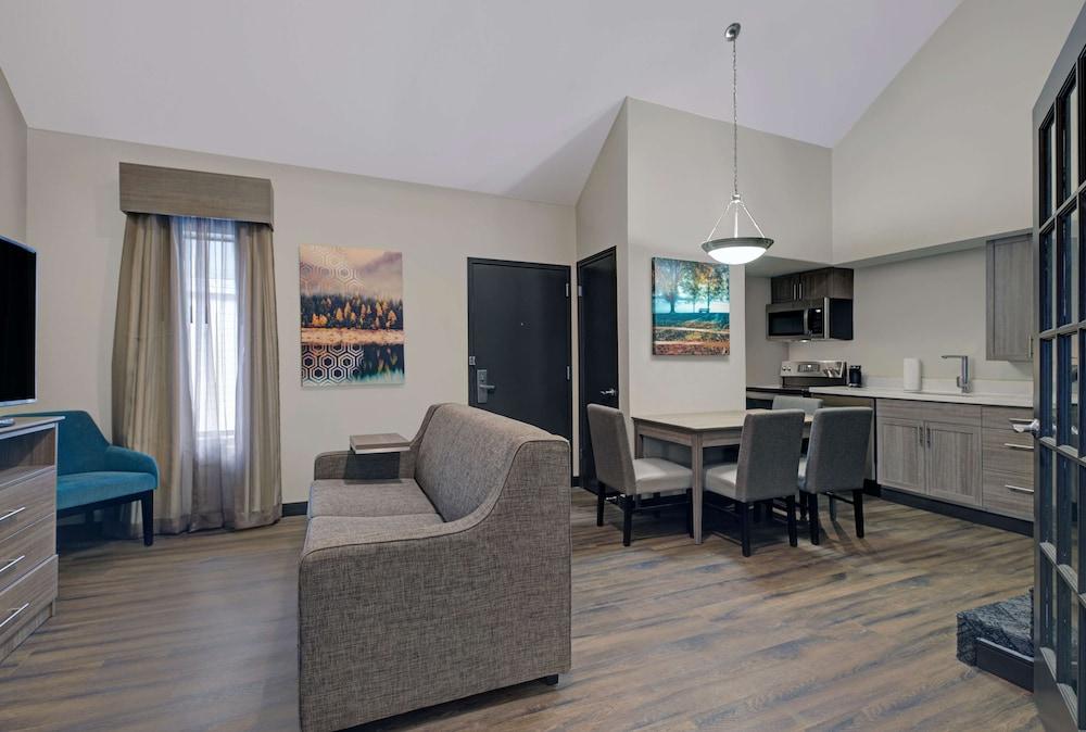 Best Western Fishkill Inn&Suites Exterior foto